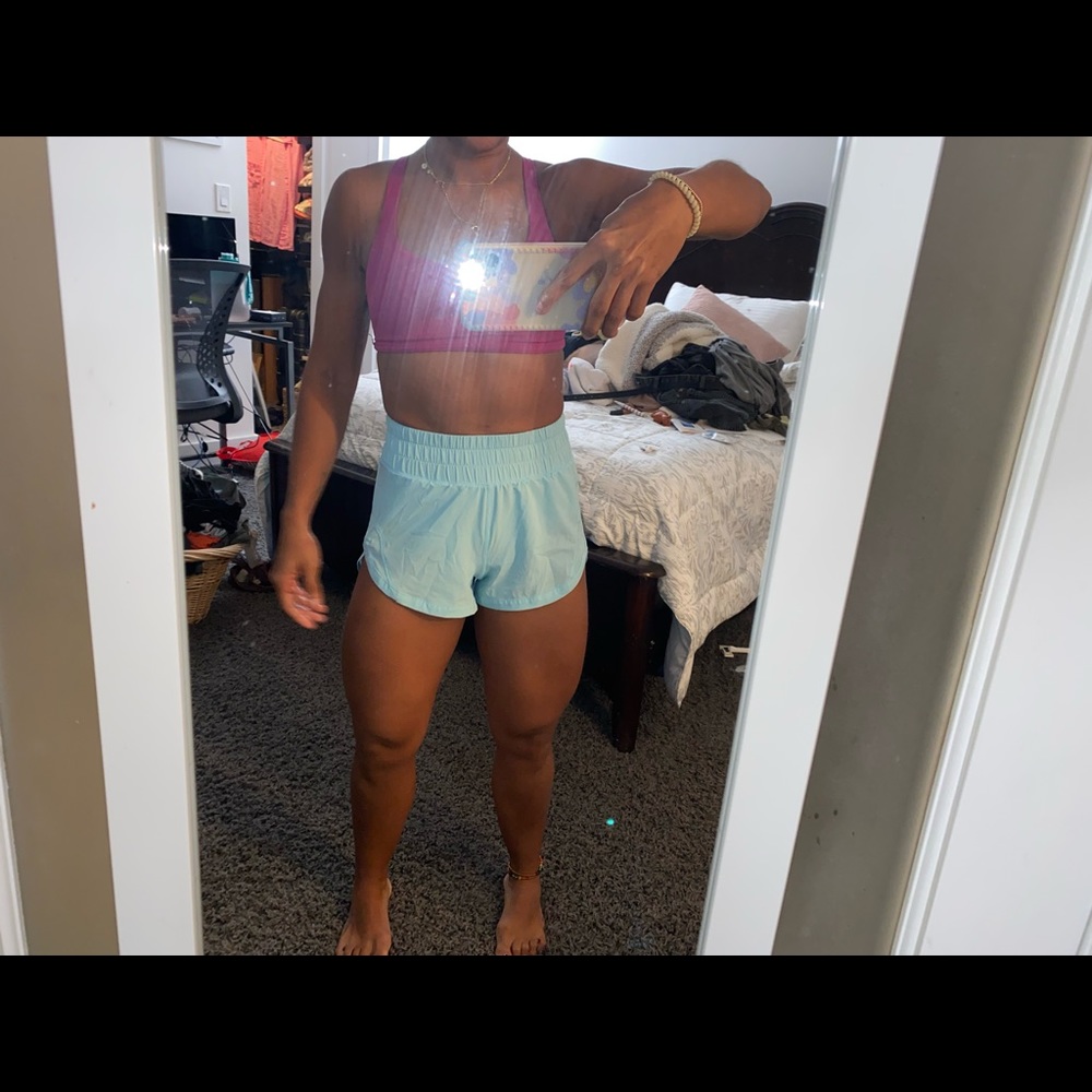 SOLD- Lululemon Track That HR short 3" Size 0